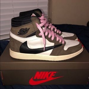 Nike Jordan 1 Travis Scott